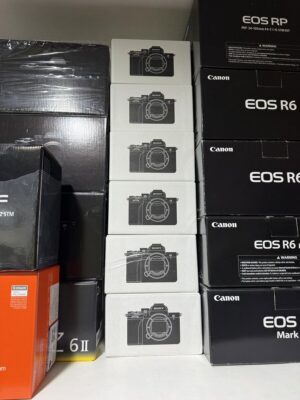Mirrorless camera bodies in the Media Pro Plus equipment store